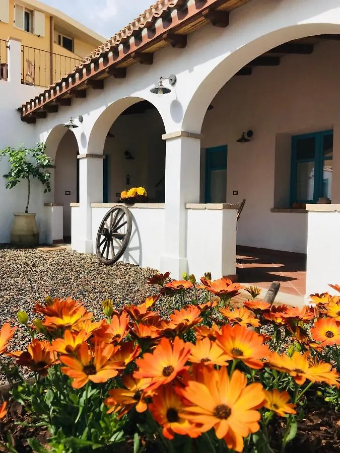 ムラヴェーラ Centu Concas Bed & Breakfast